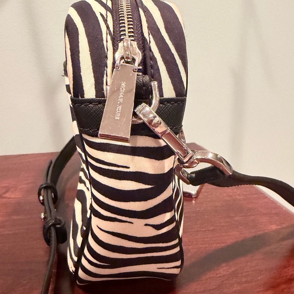 Michael Kors Zebra Print Bag with charm - Picture 8 of 10